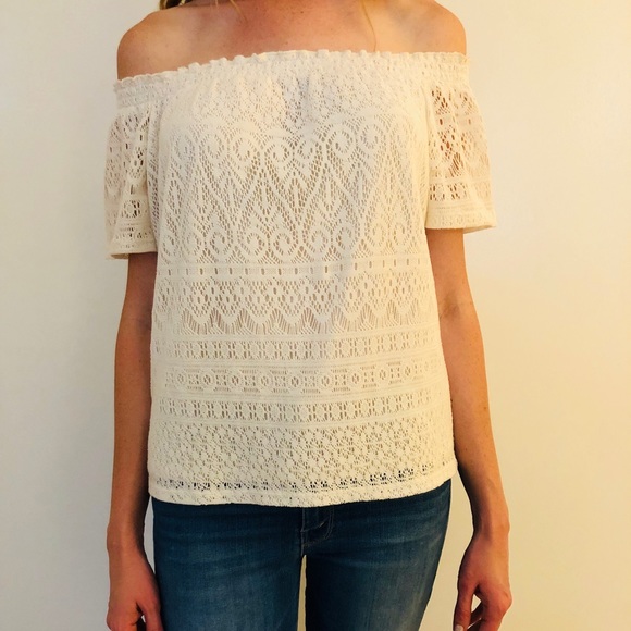 H&M Tops - H&M Lace Off the Shoulder Top